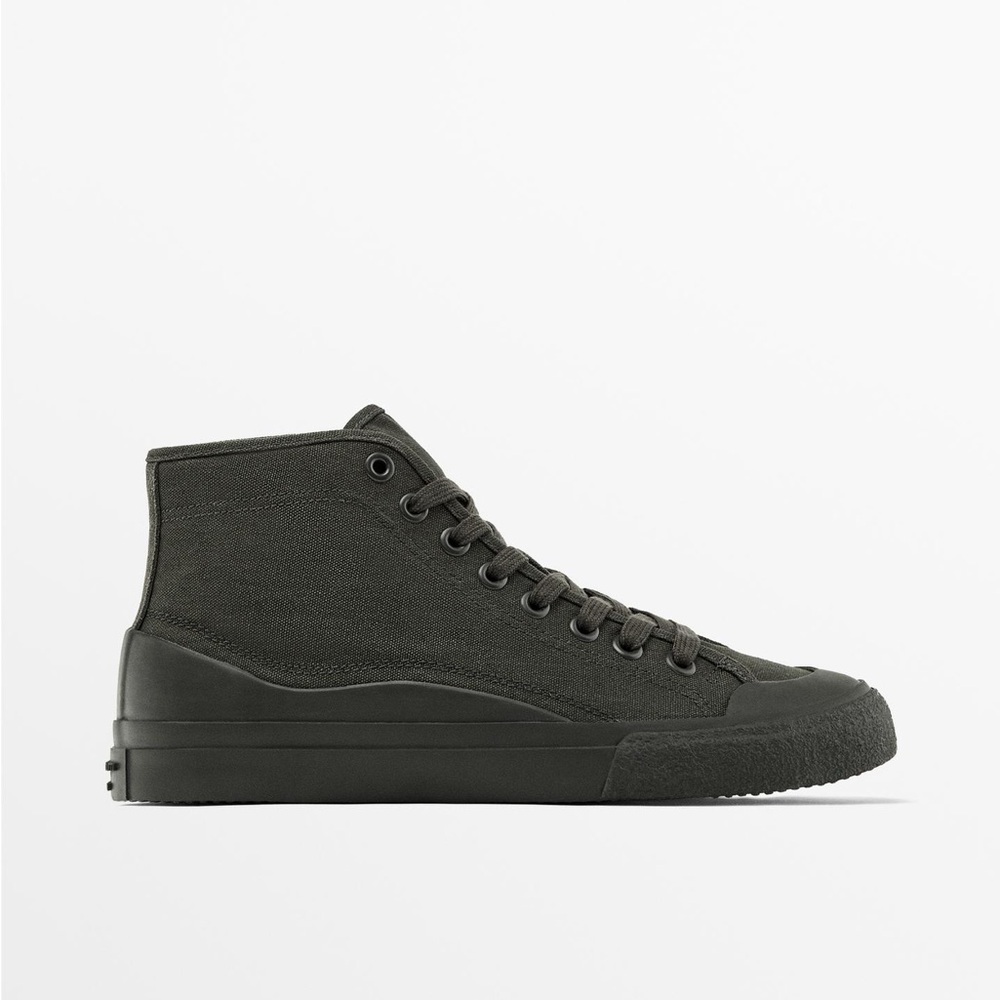 NWT. Massimo Dutti Studio Man Grey Canvas High-Top Trainers. Size 11.